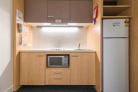 RMIT Village House - Sunshine Coast Tourism 3