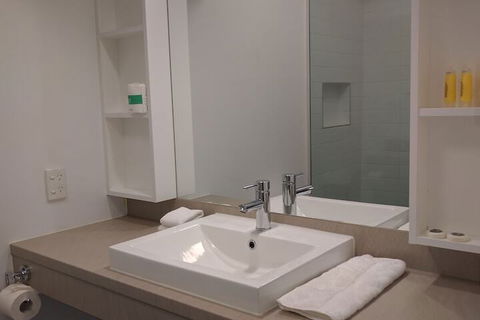 RMIT Village House - Sunshine Coast Tourism 4