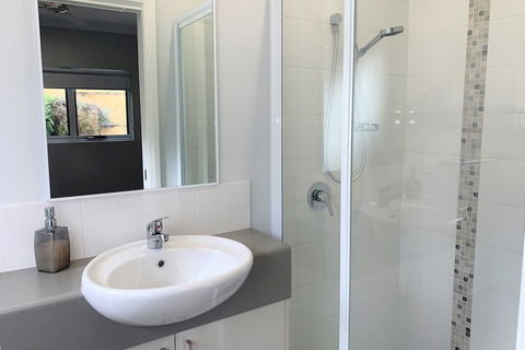 17 By The Sea Dunsborough - Holiday Sunshine Coast 2