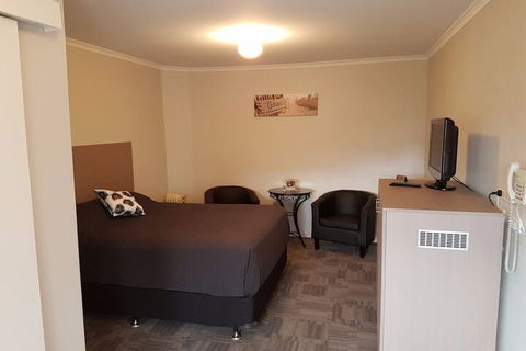 Foreshore Motel - Holiday Sunshine Coast 3