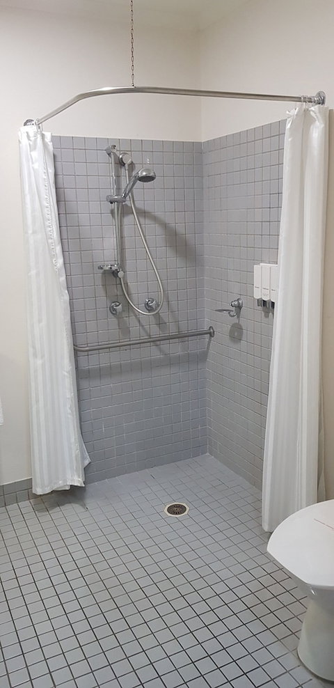 White Lace Motor Inn - Sunshine Coast Tourism 6