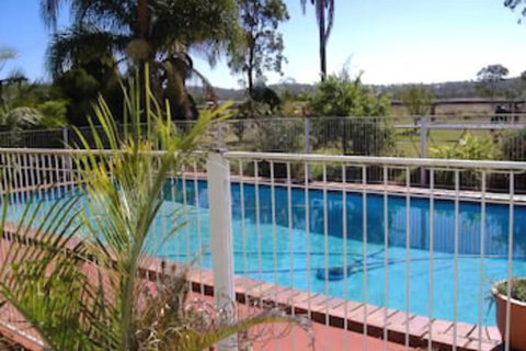 Lee Farm Stay Cottages - Holiday Sunshine Coast 2