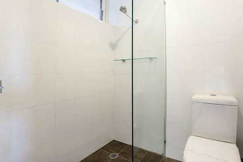 Lake Jindabyne Hotel - Holiday Sunshine Coast 6