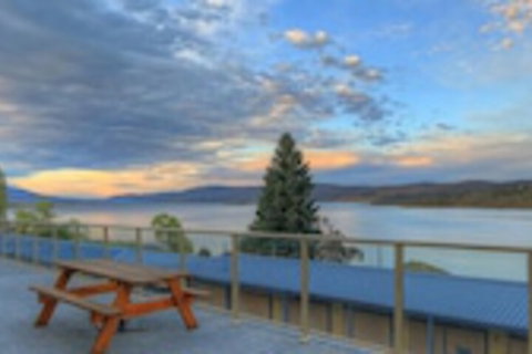 Lake Jindabyne Hotel - Holiday Sunshine Coast 0