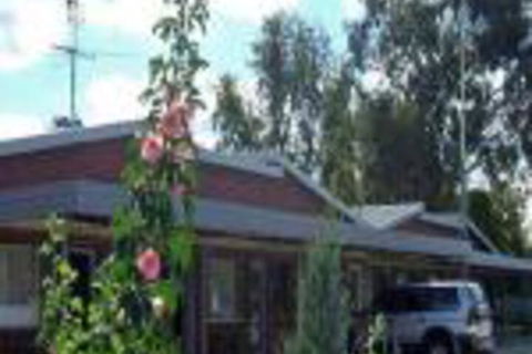 Glenndale Park Motel - Sunshine Coast Tourism 0