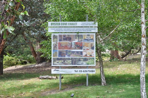 Oyster Cove Chalet - Holiday Sunshine Coast 3
