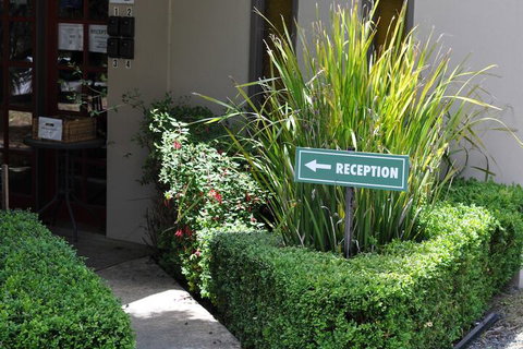 Oyster Cove Chalet - Holiday Sunshine Coast 6