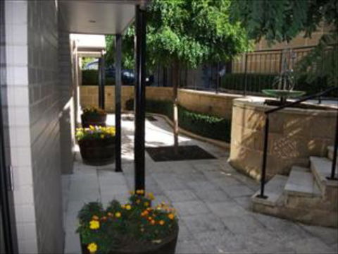 Apartments On Star - Holiday Sunshine Coast 5