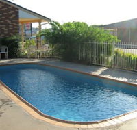 Highway Inn Motel - Holiday Sunshine Coast