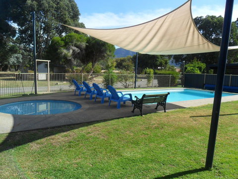 Halls Haven Holiday Units - Holiday Sunshine Coast 4