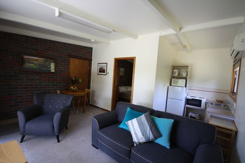 Halls Haven Holiday Units - Holiday Sunshine Coast 6
