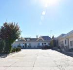 Hillview Motel - Holiday Sunshine Coast