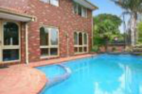 Frankston B & B - Sunshine Coast Tourism 0