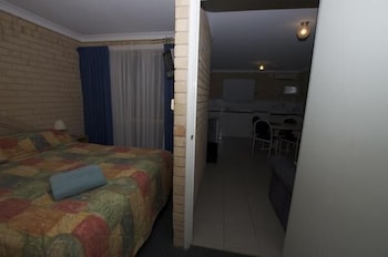 Esperance Beachfront Resort - Sunshine Coast Tourism 4