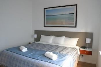 Clearwater Motel Apartments - Holiday Sunshine Coast 5
