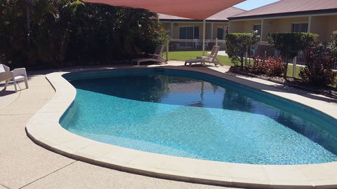 Emerald Explorers Inn - Sunshine Coast Tourism 3