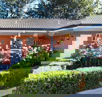 Akuna Motor Inn and Apartments - Sunshine Coast Tourism