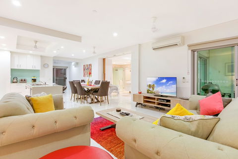 Beachlife Holiday Apartments - Sunshine Coast Tourism 6