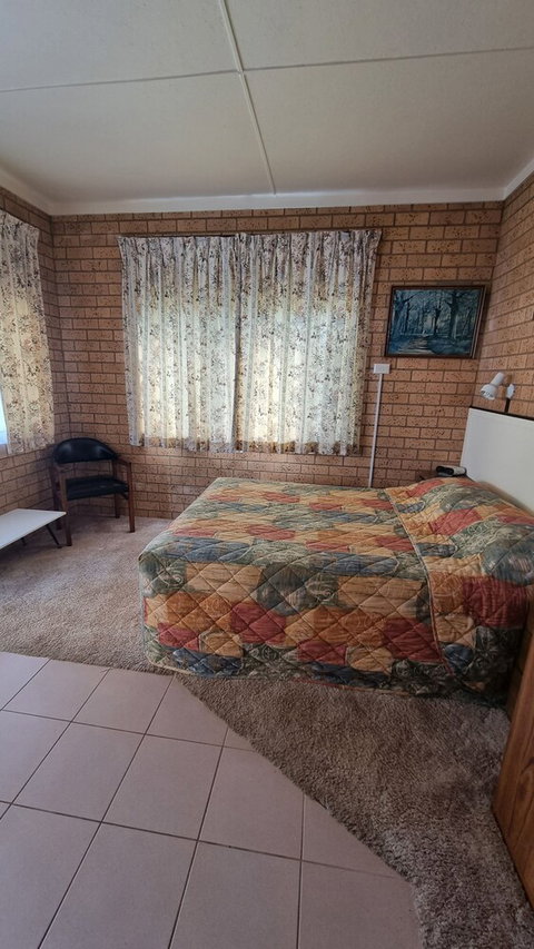 Lone Pine Motel - Corowa - Holiday Sunshine Coast 6