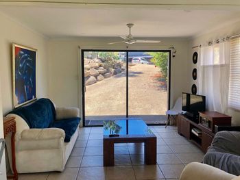 Airlie Beach Pet Friendly 3 Bedrooms - Holiday Sunshine Coast 0