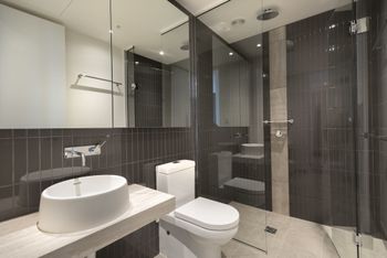 Level 26 Fulton Lane 2 Bedroom 2 Bathroom Apartment - Sunshine Coast Tourism 3