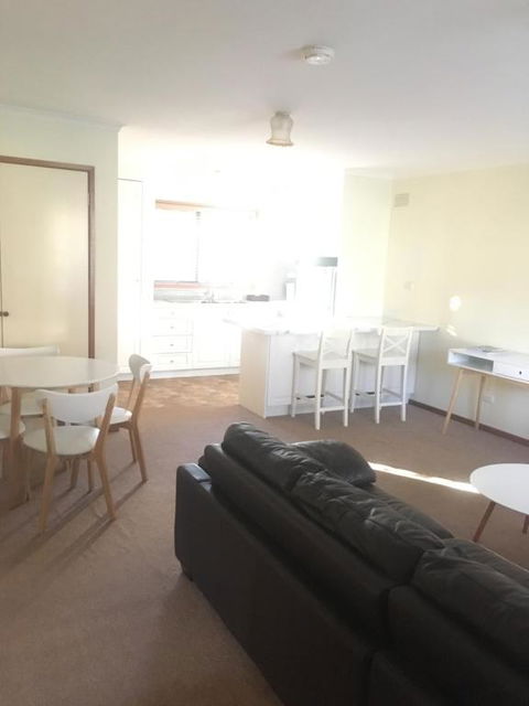 Acorn Lodge - Holiday Sunshine Coast 3