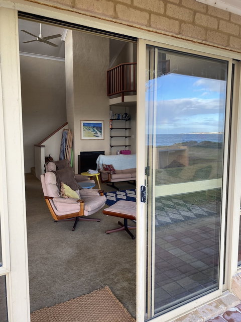 Lands Edge - Holiday Sunshine Coast 0