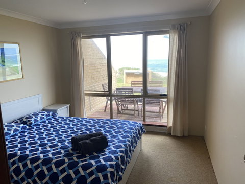 Lands Edge - Holiday Sunshine Coast 3