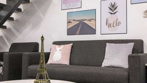 A02-darling Harbour 2 BDR Loft - Sunshine Coast Tourism 5