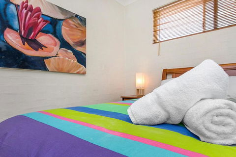 Fiesta Palms 6 Central Byron Bay - Sunshine Coast Tourism 4