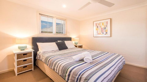 Barefoot In Lennox WiFi Foxtel Pool - Sunshine Coast Tourism 6