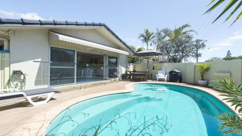 Barefoot In Lennox WiFi Foxtel Pool - Sunshine Coast Tourism 5