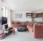 Beehive 14 - Holiday Sunshine Coast