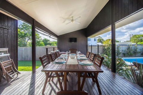 Byron Beausoleil Belongil Beach - Sunshine Coast Tourism 3