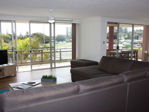 Sandbar 103 Forster Main Beach - Sunshine Coast Tourism 2