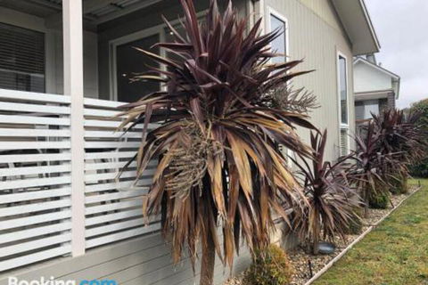 Taboga 3 Bedroom 3 Bathroom Villia - Holiday Sunshine Coast 1