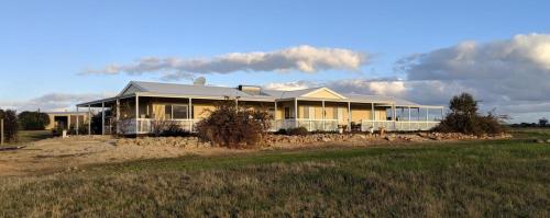 Greenhills WA Holiday Sunshine Coast