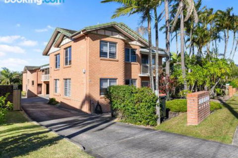 Surf Mist - Sunshine Coast Tourism 2