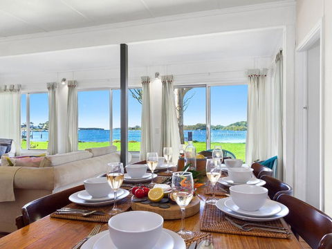 Noddys Riverside - Holiday Sunshine Coast 2