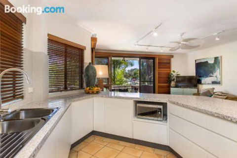 2 / 66 Lawson Street Byron Bay Koranba - Sunshine Coast Tourism 0