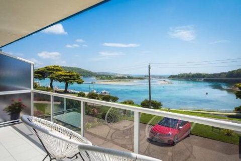 Sapphire Waters Unit 2 - Sunshine Coast Tourism 5