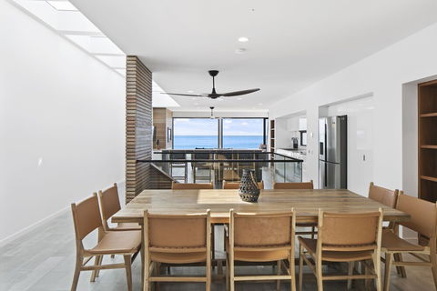 Apollo Bay Beach House - Holiday Sunshine Coast 5