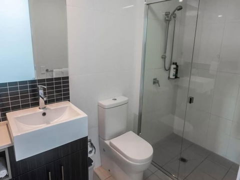 Airtrip Apartments On River Street - Holiday Sunshine Coast 6
