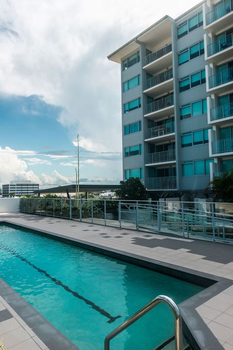 Airtrip Apartments On River Street - Holiday Sunshine Coast 1