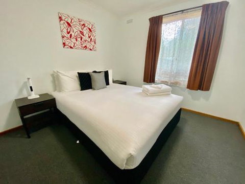 Sevens Avenue Guest House - Holiday Sunshine Coast 5