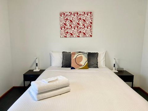 Sevens Avenue Guest House - Holiday Sunshine Coast 1