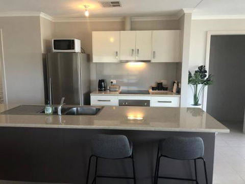 The Baltimore Family Home Getaway - Sunshine Coast Tourism 0