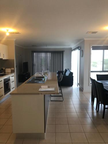 The Baltimore Family Home Getaway - Sunshine Coast Tourism 5