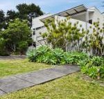 East Coast - Sunshine Coast Tourism