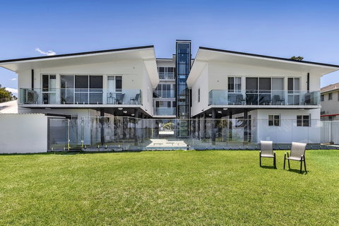 Lakes Resort - Holiday Sunshine Coast 6